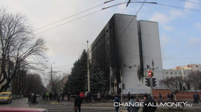 Сожгли СБУ в Хмельницком, фотографии здания
