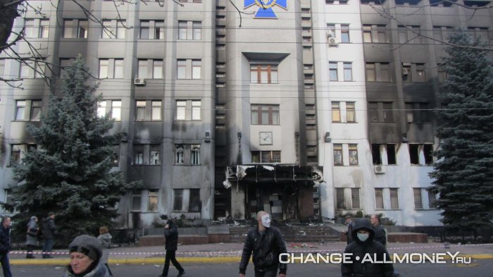 Сгорело СБУ в Хмельницком, фотографии здания